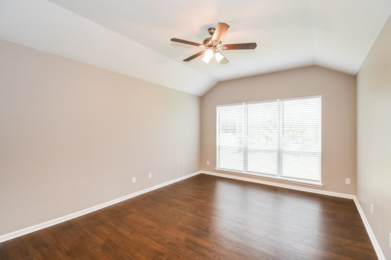 2,230/Mo, 9262 Redtail Dr Jacksonville, FL 32222 Main Bedroom View