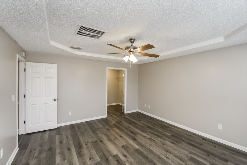 2,730/Mo, 1110 Summer Spring Dr Middleburg, FL 32068 Main Bedroom View 2
