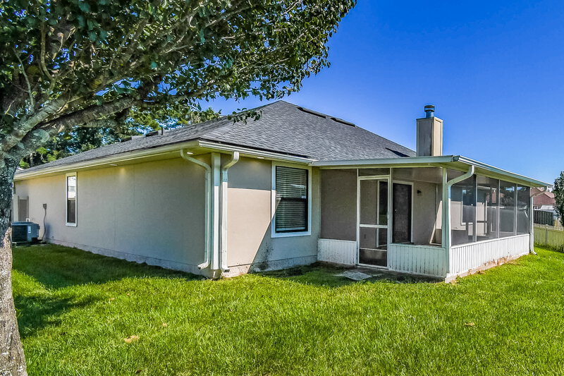 2,730/Mo, 1110 Summer Spring Dr Middleburg, FL 32068 Rear View