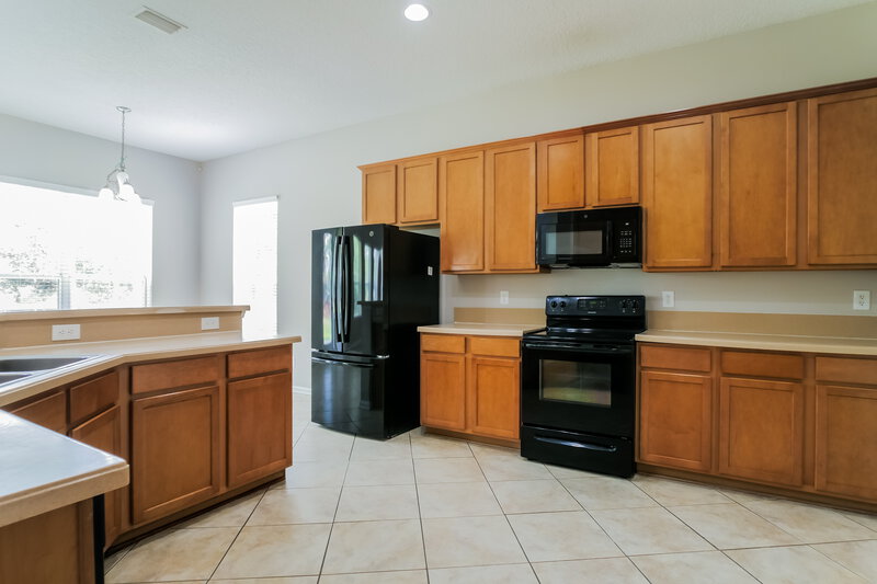 3,105/Mo, 644 Porta Rosa Cir St Augustine, FL 32092 Kitchen View 2