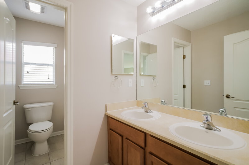 3,105/Mo, 644 Porta Rosa Cir St Augustine, FL 32092 Bathroom View