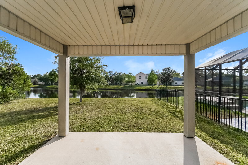 2,290/Mo, 133 N Aberdeenshire Dr Saint Johns, FL 32259 Covered Patio View