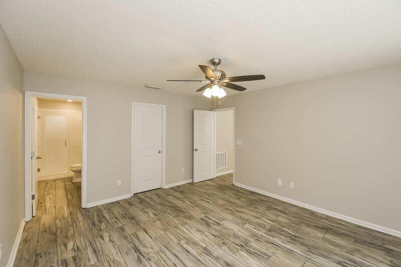 1,760/Mo, 7298 Steventon Way Jacksonville, FL 32244 Main Bedroom View