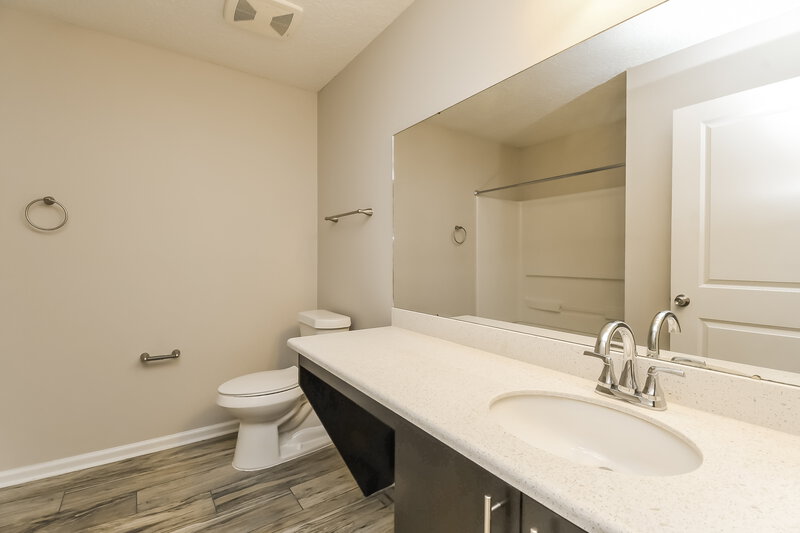 1,760/Mo, 7298 Steventon Way Jacksonville, FL 32244 Main Bathroom View 2