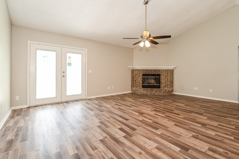1,805/Mo, 1290 Bee St N Orange Park, FL 32065 Living Room View 3