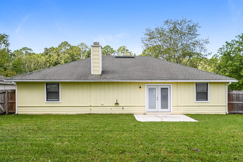1,805/Mo, 1290 Bee St N Orange Park, FL 32065 Rear View