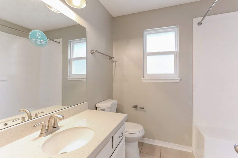 2,255/Mo, 11854 Marabou Ct N Jacksonville, FL 32223 Bathroom View