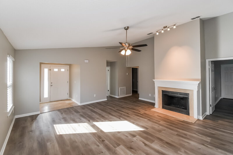 2,000/Mo, 10833 Carrington Ct Jacksonville, FL 32257 Living Room View