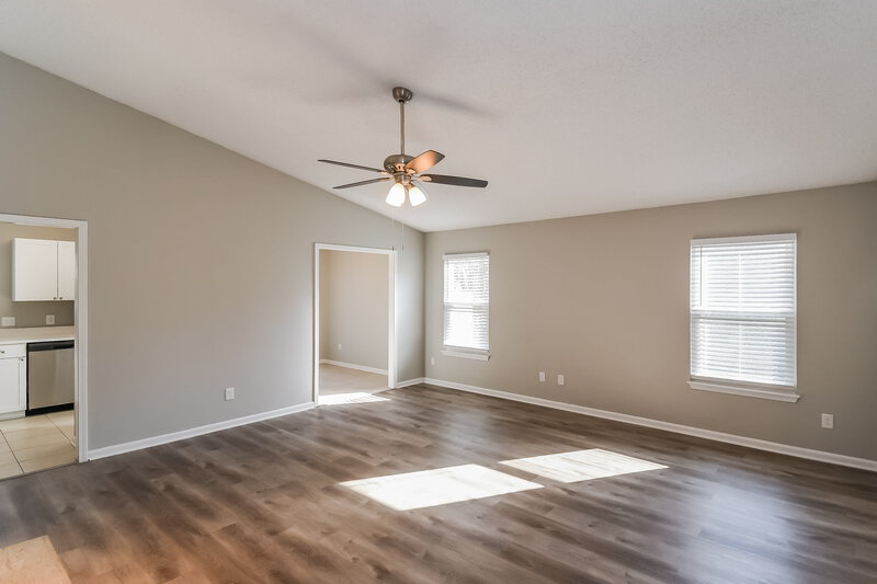 2,000/Mo, 10833 Carrington Ct Jacksonville, FL 32257 Living Room View 3
