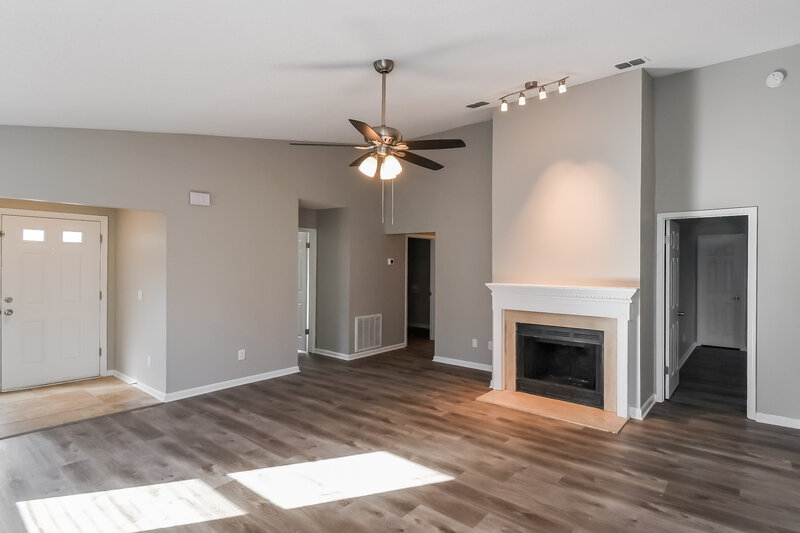 2,000/Mo, 10833 Carrington Ct Jacksonville, FL 32257 Living Room View 5