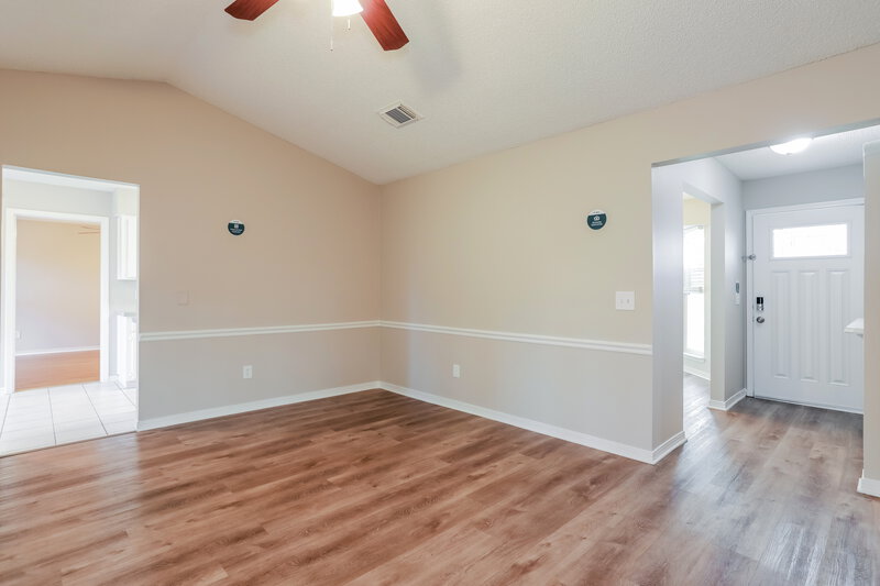 1,895/Mo, 2174 Minorcan St Middleburg, FL 32068 Living Room View 2