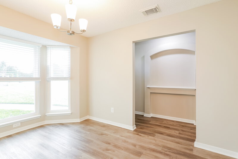 1,895/Mo, 2174 Minorcan St Middleburg, FL 32068 Dining Room View