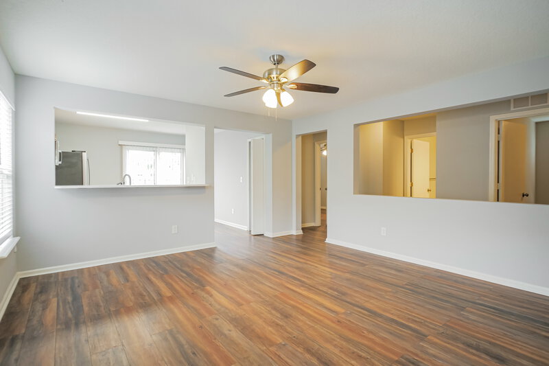 1,855/Mo, 192 Brookfall Dr Saint Augustine, FL 32092 Living Room View