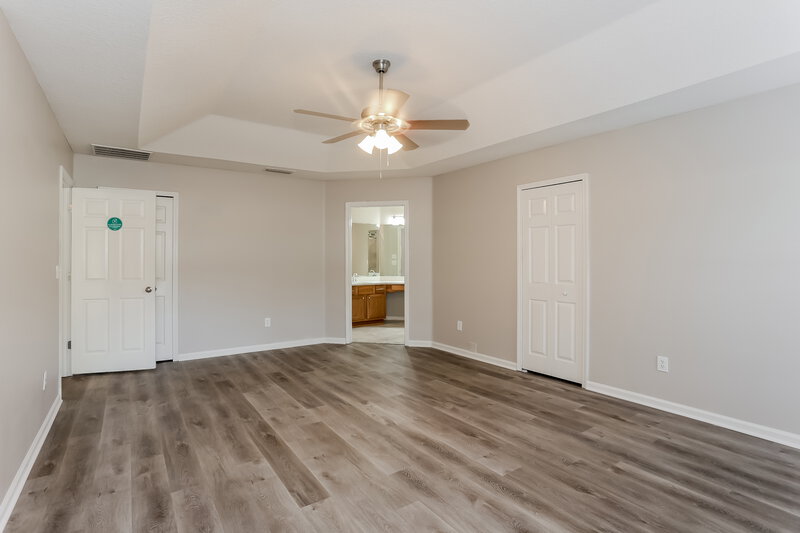 1,950/Mo, 11305 Silver Key Dr Jacksonville, FL 32218 Main Bedroom View 2