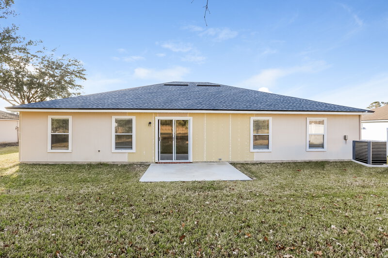 1,950/Mo, 11305 Silver Key Dr Jacksonville, FL 32218 Rear View