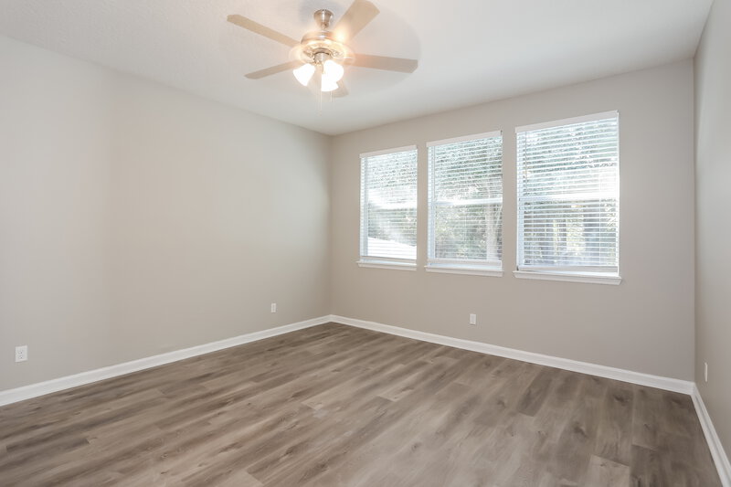 2,025/Mo, 15883 Lexington Park Blvd Jacksonville, FL 32218 Living Room View 2