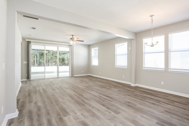 2,025/Mo, 15883 Lexington Park Blvd Jacksonville, FL 32218 Dining Room View