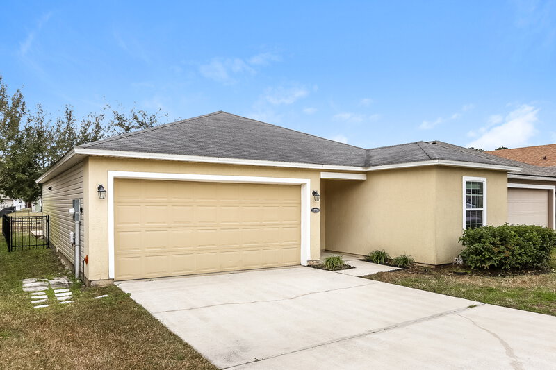 1,875/Mo, 11755 Alexandra Dr Jacksonville, FL 32218 Front View