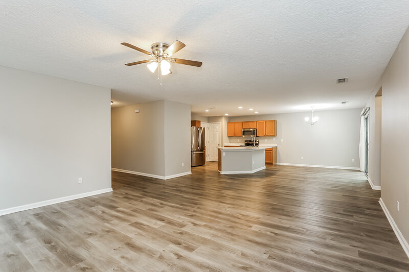 1,875/Mo, 11755 Alexandra Dr Jacksonville, FL 32218 Living Room View