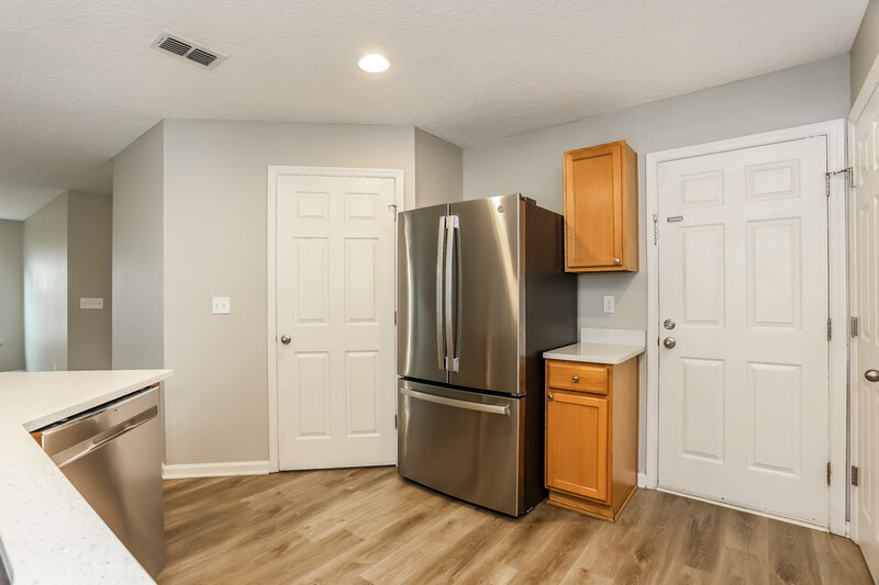 1,875/Mo, 11755 Alexandra Dr Jacksonville, FL 32218 Kitchen View