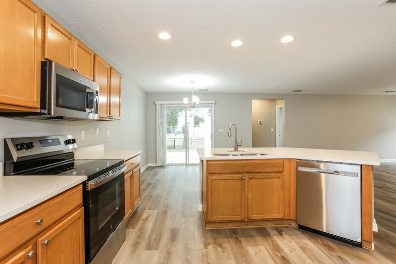 1,875/Mo, 11755 Alexandra Dr Jacksonville, FL 32218 Kitchen View 2