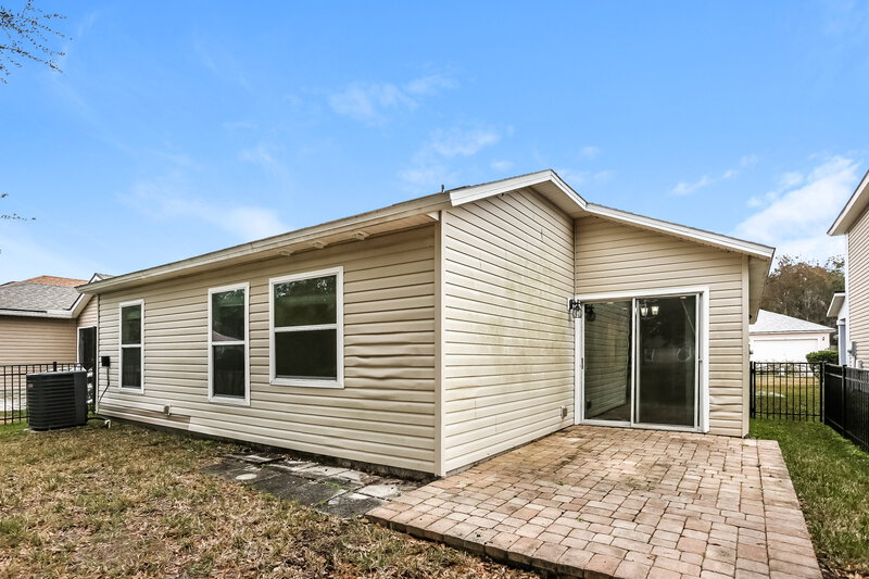 1,875/Mo, 11755 Alexandra Dr Jacksonville, FL 32218 Rear View