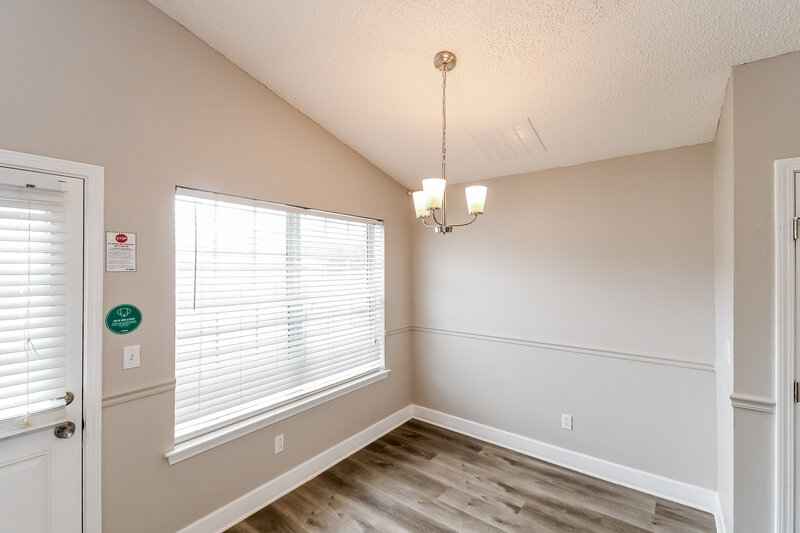 2,040/Mo, 1633 Sugarpine Dr Middleburg, FL 32068 Dining Room View