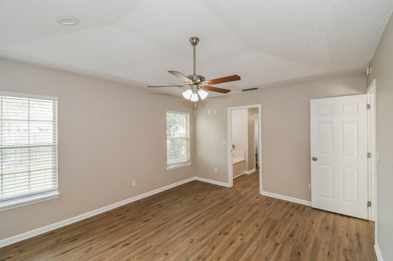 1,980/Mo, 545 Fallen Timbers Dr Orange Park, FL 32073 Main Bedroom View 2