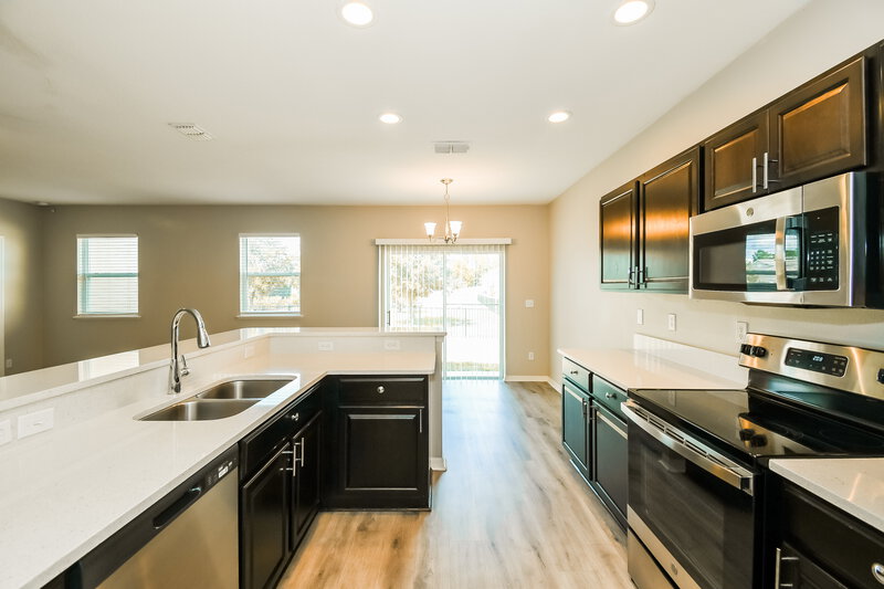 1,725/Mo, 10305 Magnolia Hills Dr Jacksonville, FL 32210 Kitchen View