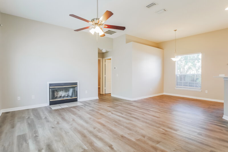 1,825/Mo, 3376 State Road 207 Elkton, FL 32033 Misc View 2