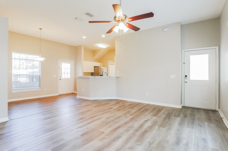 1,825/Mo, 3376 State Road 207 Elkton, FL 32033 Misc View 3