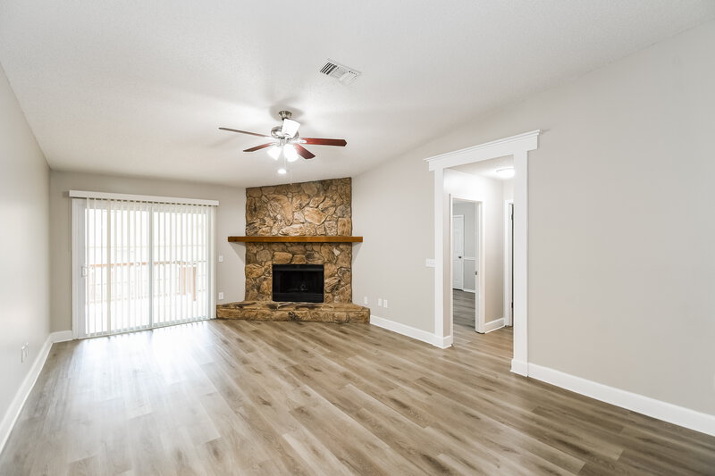 1,760/Mo, 8070 Marseilles Dr Jacksonville, FL 32277 Living Room View