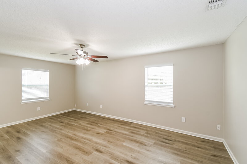 1,760/Mo, 8070 Marseilles Dr Jacksonville, FL 32277 Main Bedroom View