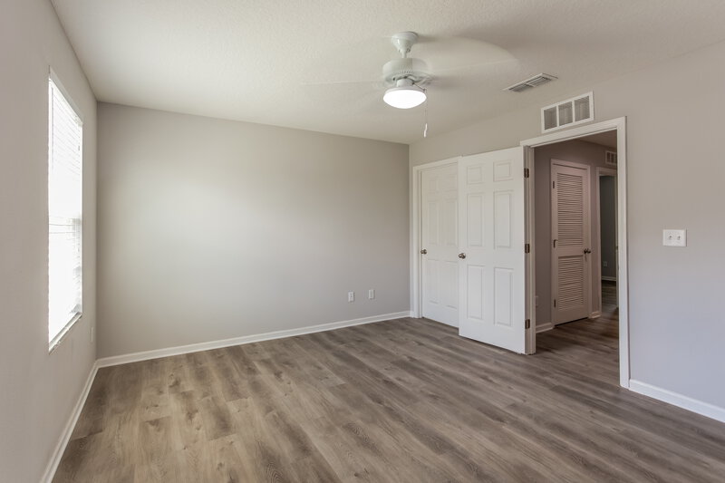 3,360/Mo, 8349 Highfield Ave Jacksonville, FL 32216 Main Bedroom View 2