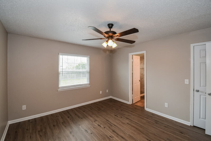 1,790/Mo, 8544 Moss Pointe Trl N Jacksonville, FL 32244 Main Bedroom View