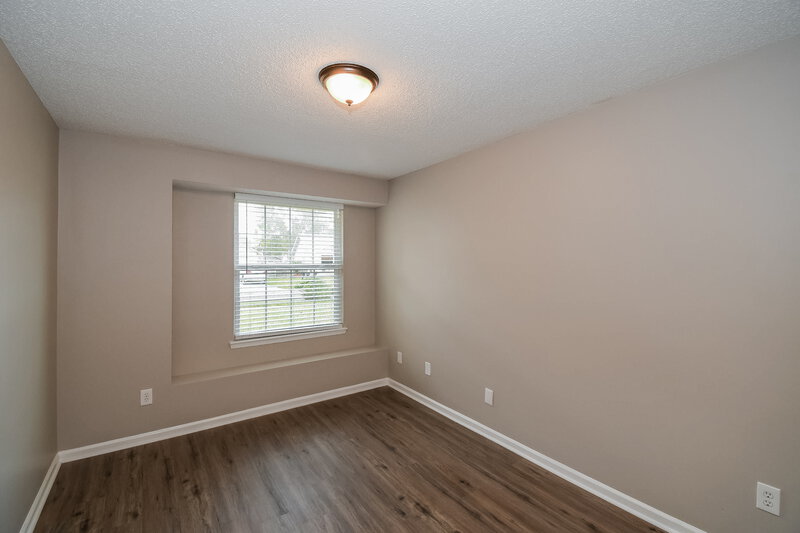 1,790/Mo, 8544 Moss Pointe Trl N Jacksonville, FL 32244 Bedroom View