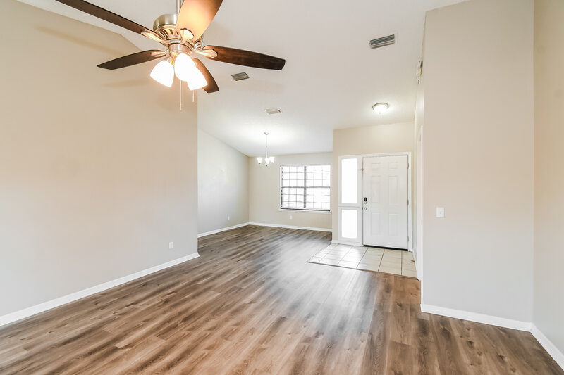 2,660/Mo, 8551 Chadwell Ct Jacksonville, FL 32244 Living Room View