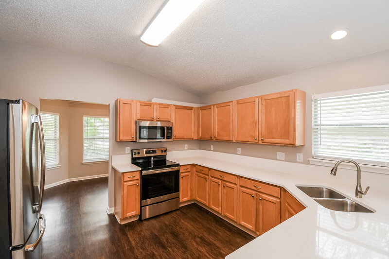 2,050/Mo, 228 Prince Phillip Dr Saint Augustine, FL 32092 Kitchen View