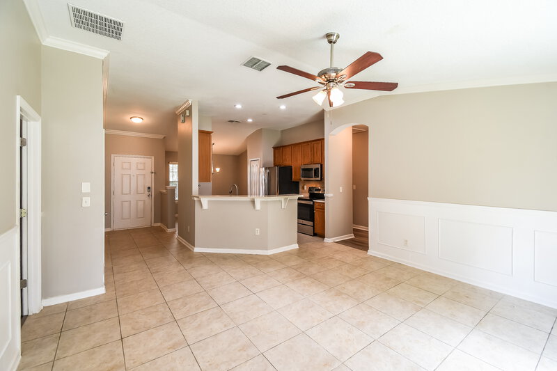 1,940/Mo, 12568 White Cedar Trl Jacksonville, FL 32226 Living Room View