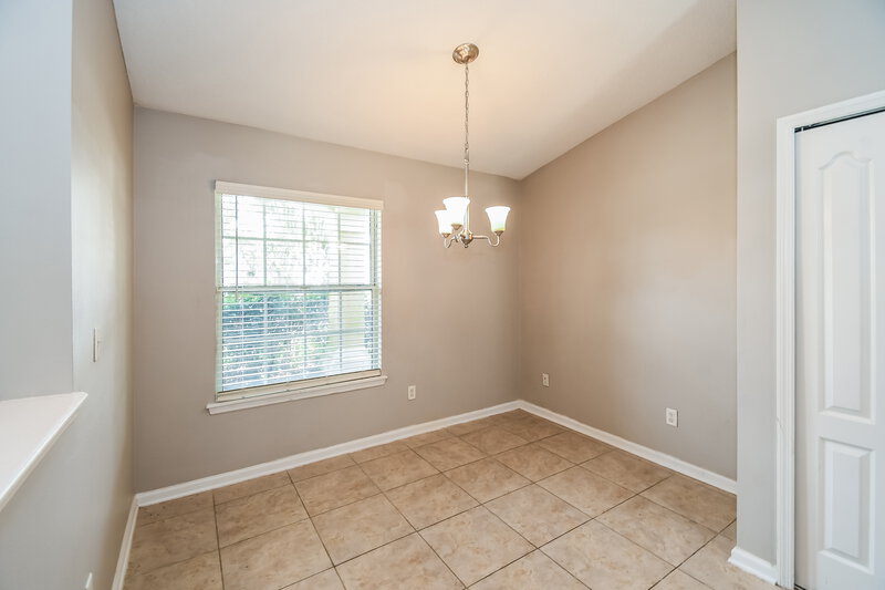 1,940/Mo, 12568 White Cedar Trl Jacksonville, FL 32226 Dining Room View