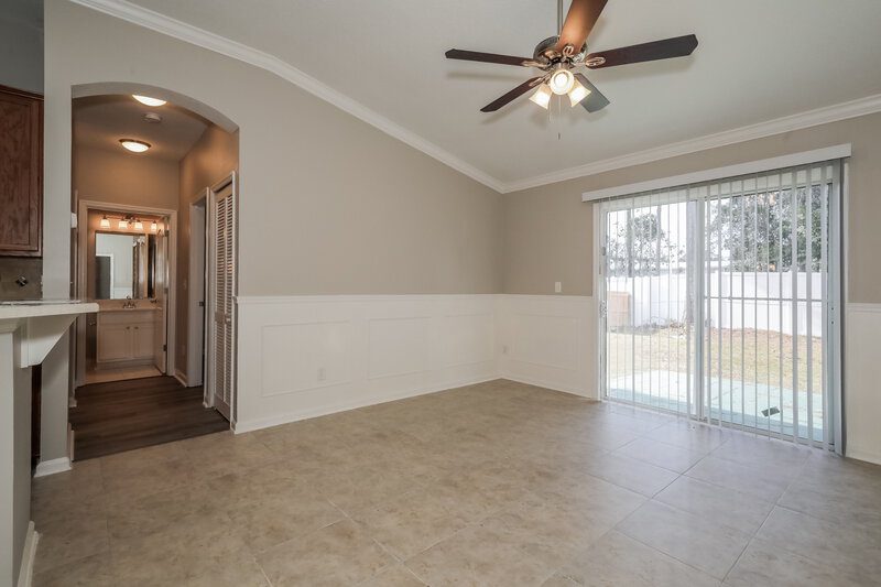 2,620/Mo, 12568 White Cedar Trl Jacksonville, FL 32226 Living Room View 2