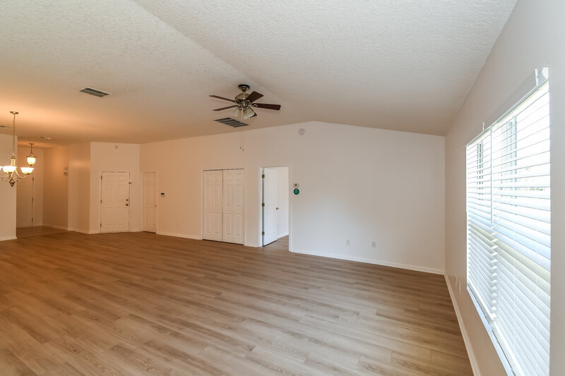 2,010/Mo, 2533 Spring Pond Jacksonville, FL 32221 Living Room View