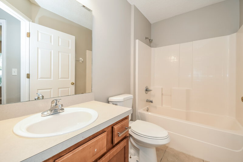 2,025/Mo, 2533 Spring Pond Jacksonville, FL 32221 Bathroom View