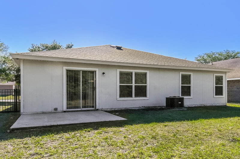 2,025/Mo, 2533 Spring Pond Jacksonville, FL 32221 Rear View