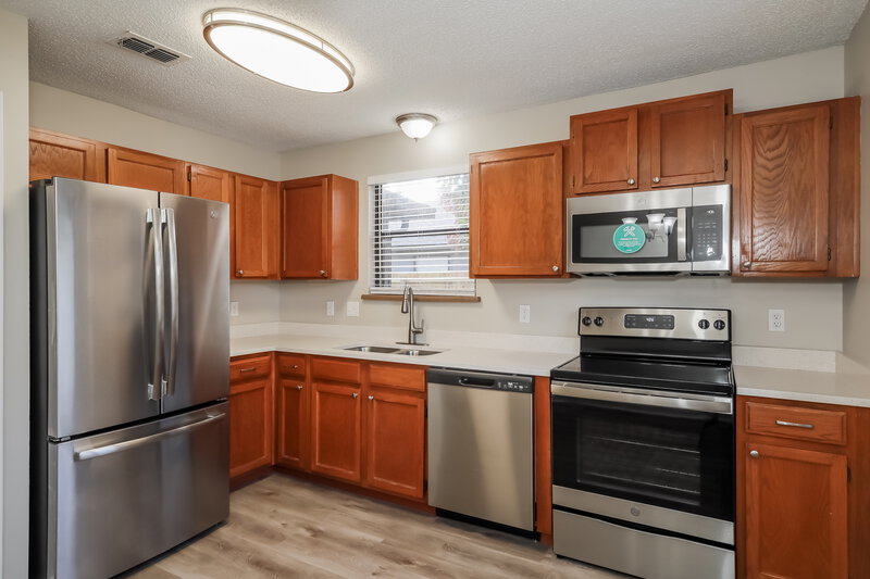 2,095/Mo, 4142 Cransley Pl Jacksonville, FL 32257 Kitchen View 2