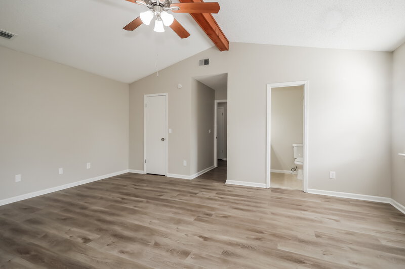 2,095/Mo, 4142 Cransley Pl Jacksonville, FL 32257 Main Bedroom View 2