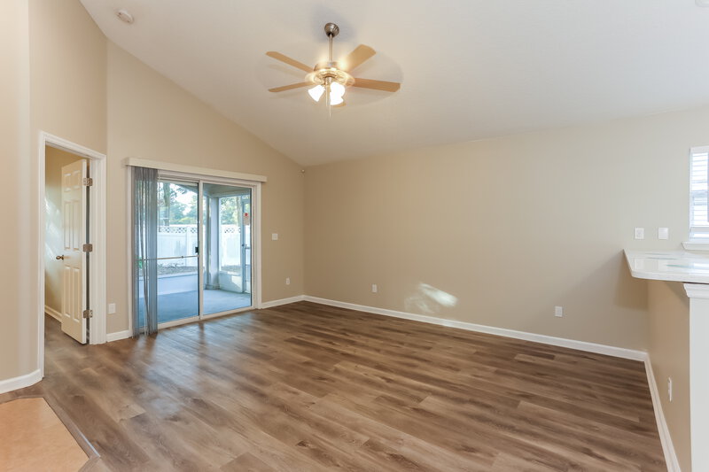 2,680/Mo, 10944 Campus Heights Ln Jacksonville, FL 32218 Living Room View