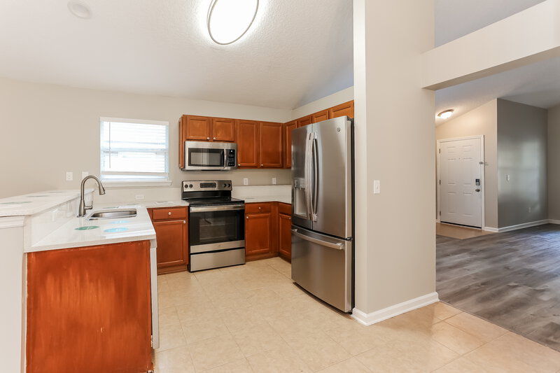 2,680/Mo, 10944 Campus Heights Ln Jacksonville, FL 32218 Kitchen View