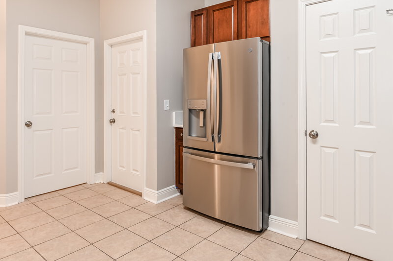 2,325/Mo, 1572 Timber Trace Dr St Augustine, FL 32092 Kitchen View 2