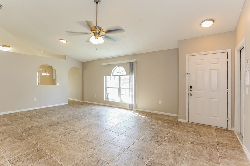 1,980/Mo, 3467 Net Ct Jacksonville, FL 32277 Living Room View